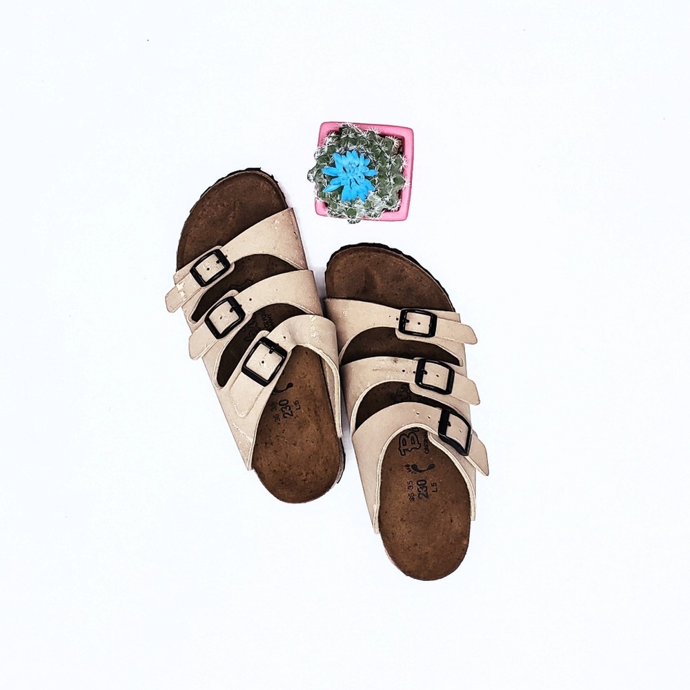 Birkenstocks 3 strap tan